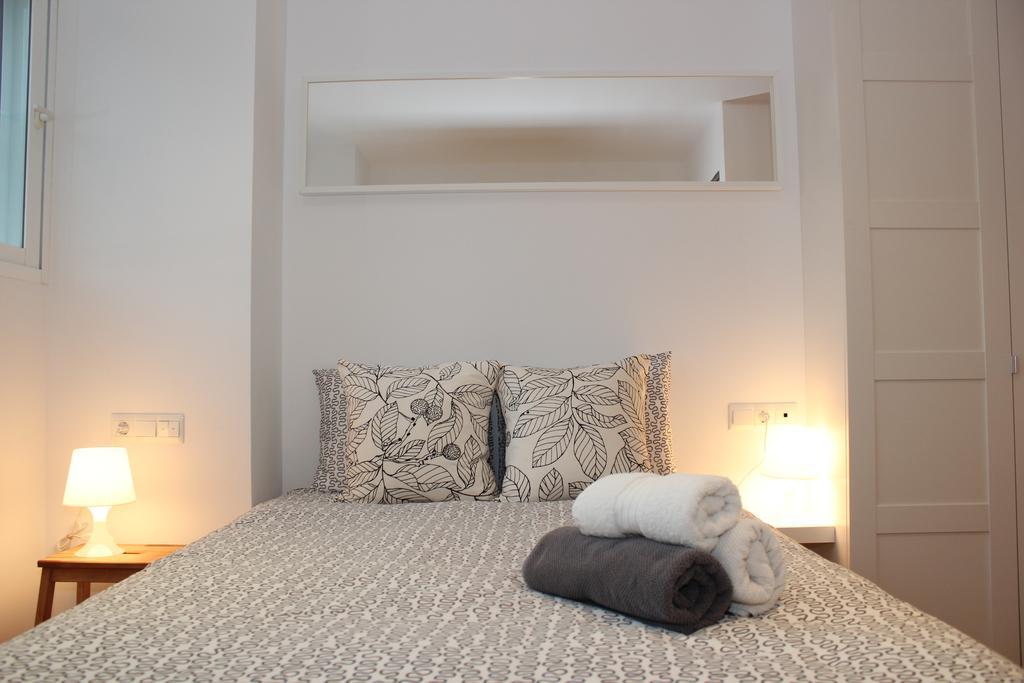 Apartamentos Clavero Málaga Rum bild