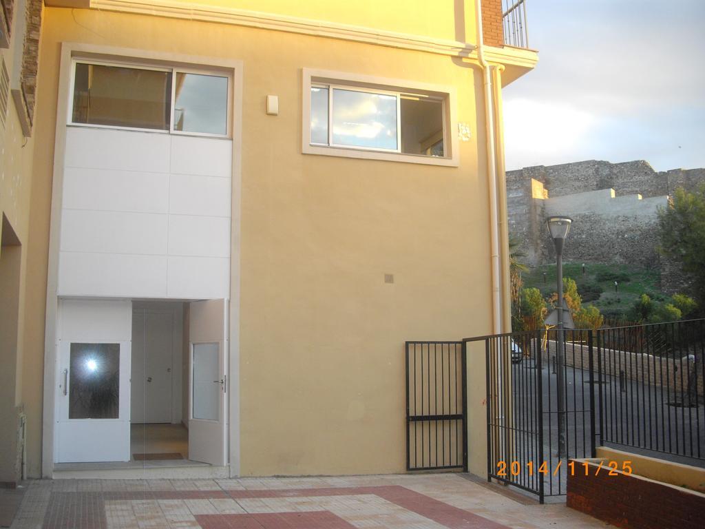 Apartamentos Clavero Málaga Exteriör bild