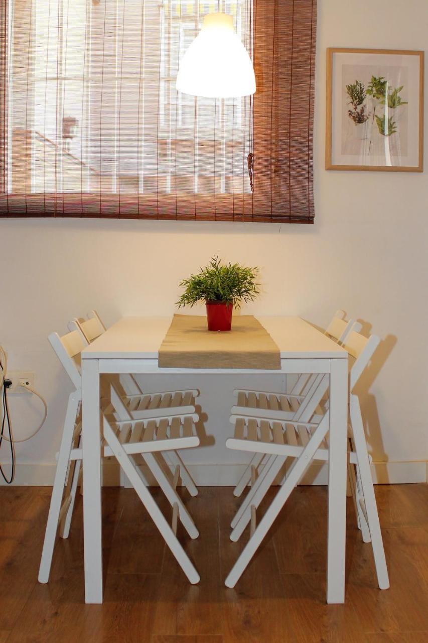 Apartamentos Clavero Málaga Exteriör bild