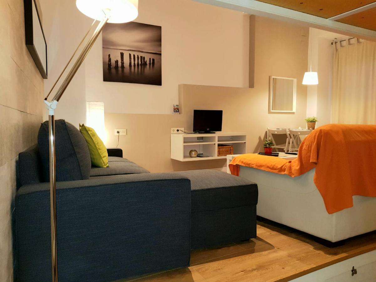 Apartamentos Clavero Málaga Exteriör bild